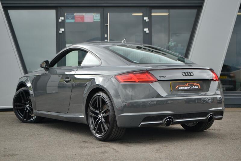 AUDI TT