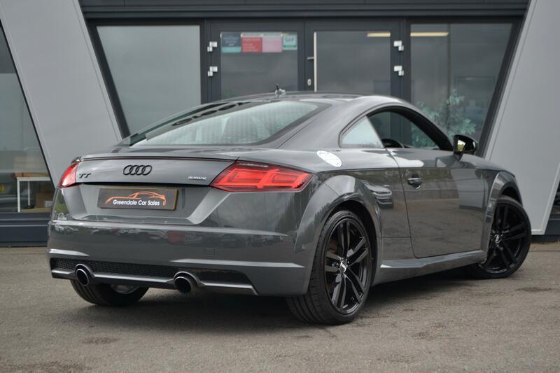 AUDI TT