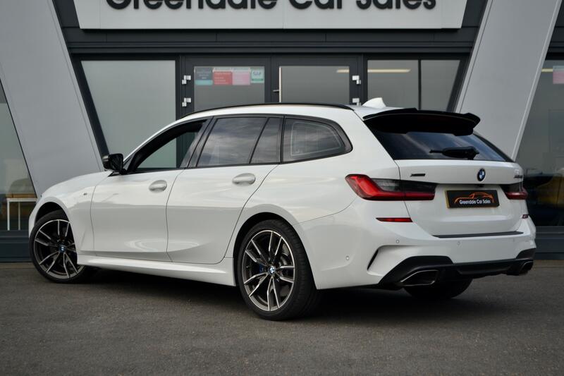 BMW 3 SERIES