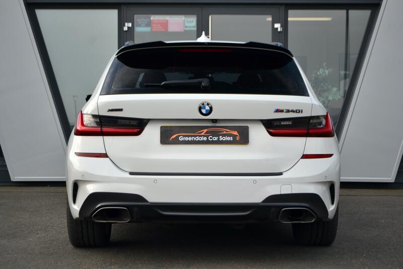 BMW 3 SERIES